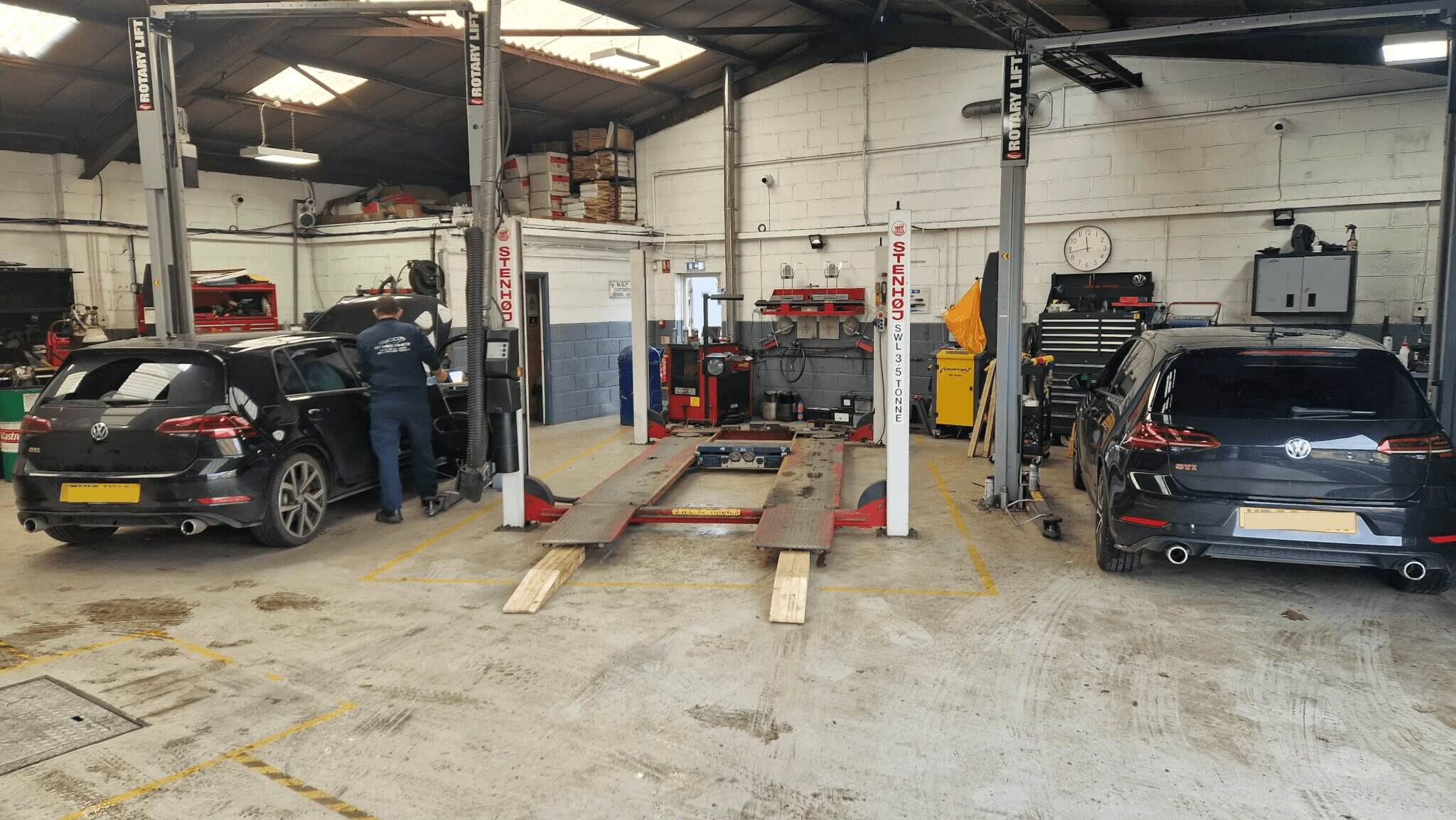 Kiyo Motorsports workshop