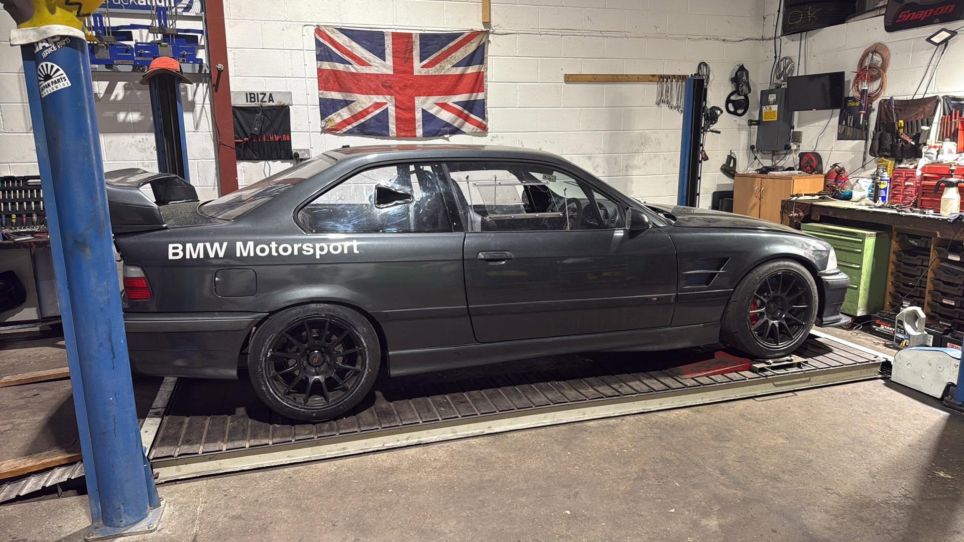 BMW E36 race car build